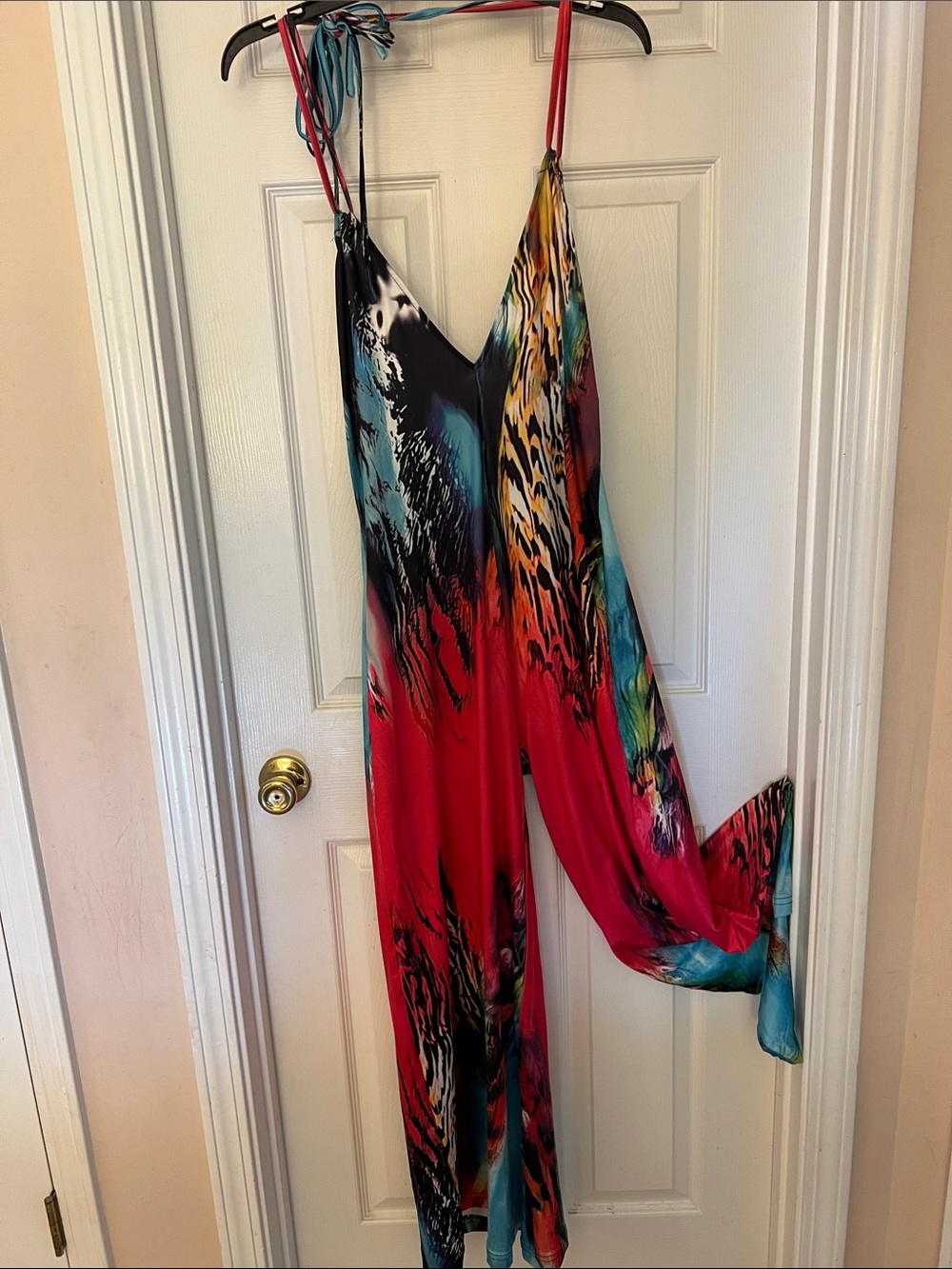 Multicolor V-Neck Halter Jumpsuit